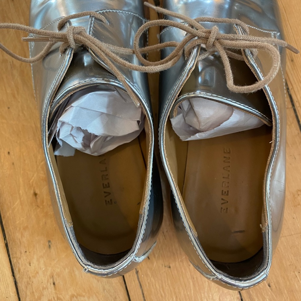 Everlane Silver Flats - Picture 8 of 8